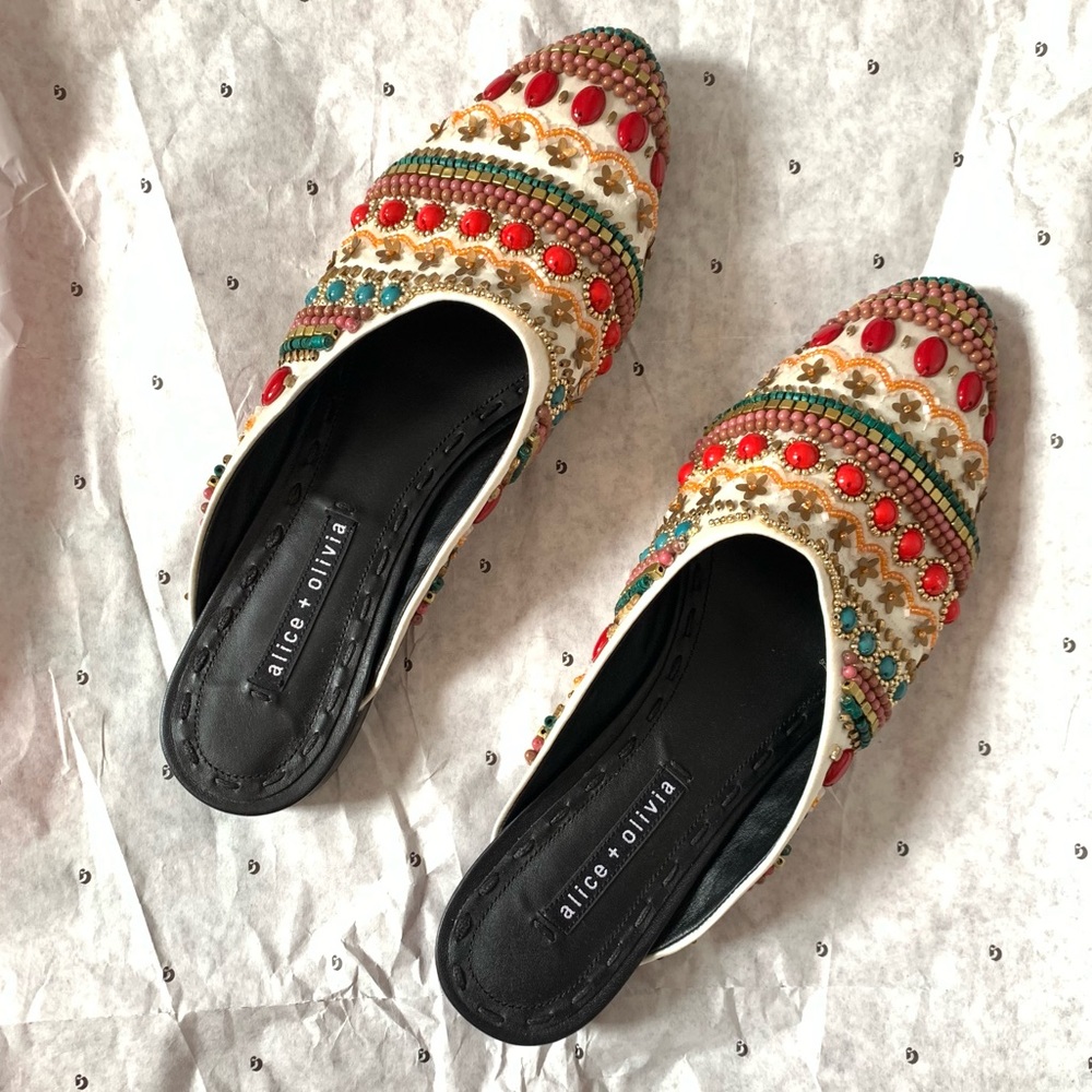 Alice + Olivia flat mule sandal slip on beaded embellished size 40
